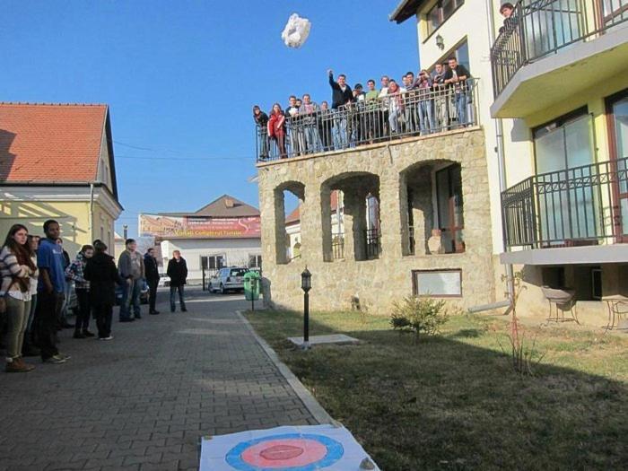 Pensiunea Casa Saxonia ริชนอฟ ภายนอก รูปภาพ